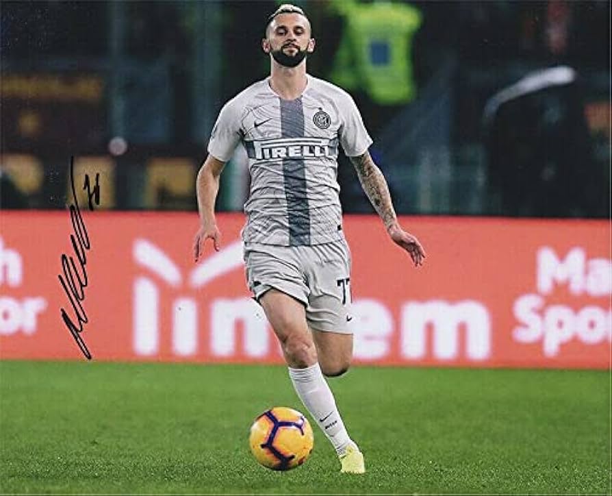 Amazon.co.jp: 直筆サイン入り写真 マルセロブロゾヴィッチ インター